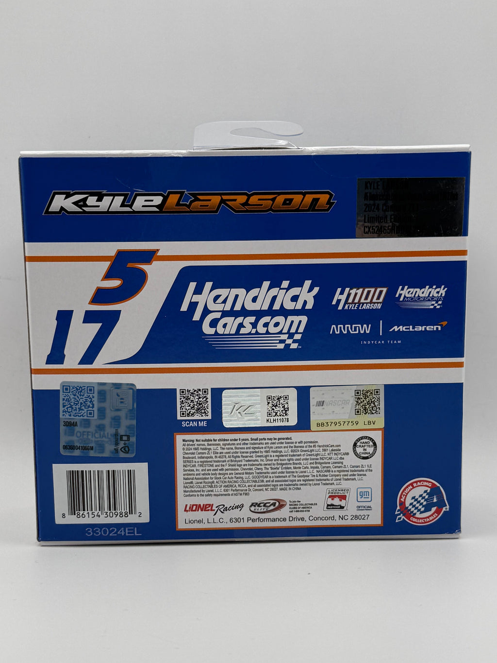 Kyle Larson - 2025 Indianapolis 500 LE Signed Auto 1/64 Diecast Car Set - Larson COA
